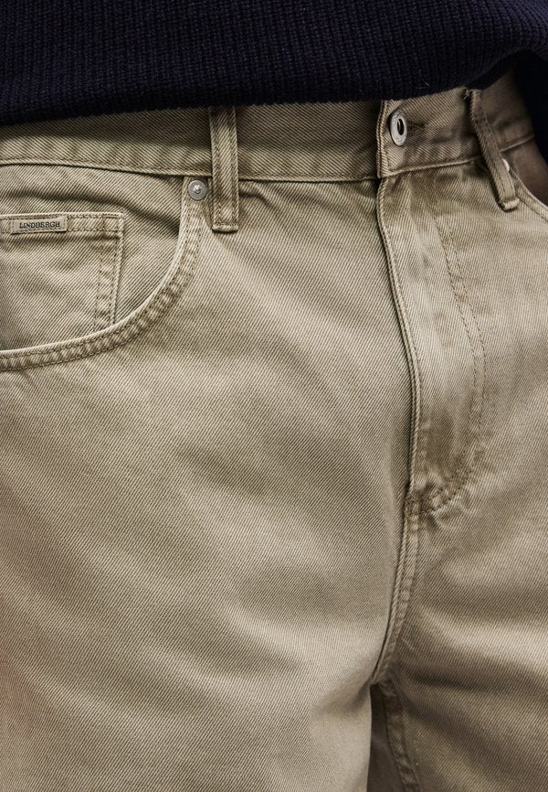 Lindbergh EXTRA LOOSE FIT