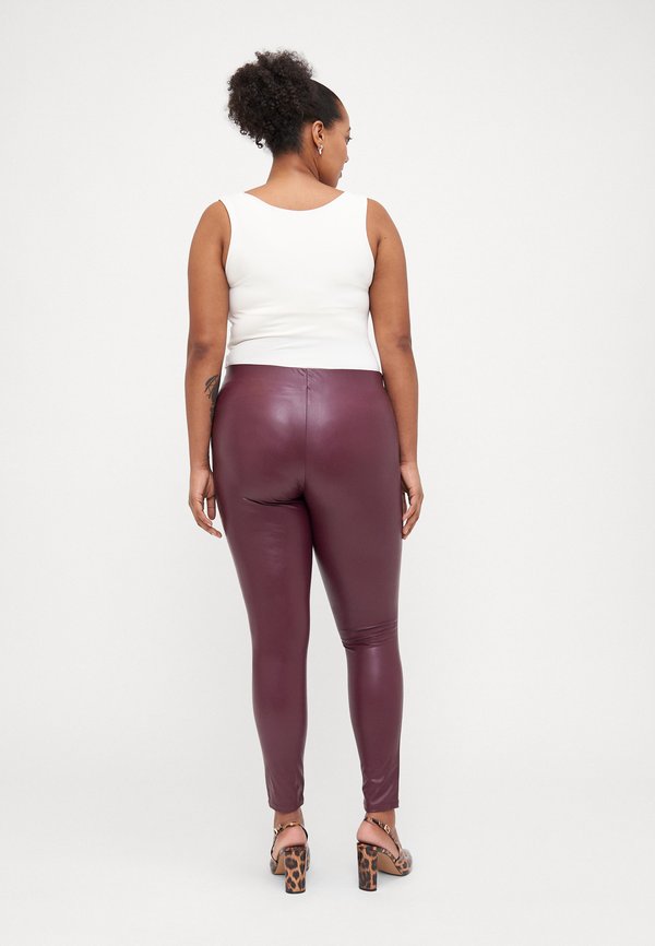 Even&Odd Curvy by Zalando