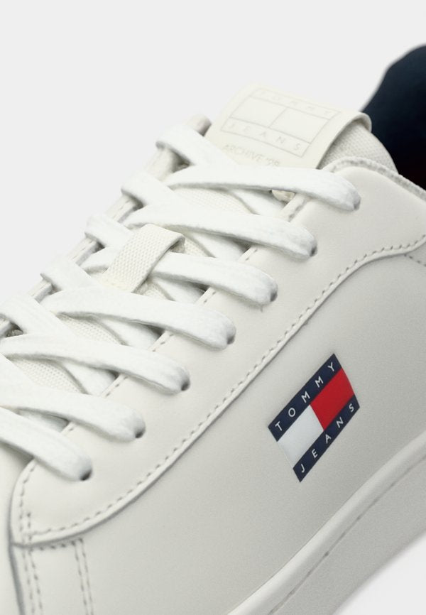 Tommy Jeans ARCHIVE COURT LEATHER TRAINERS