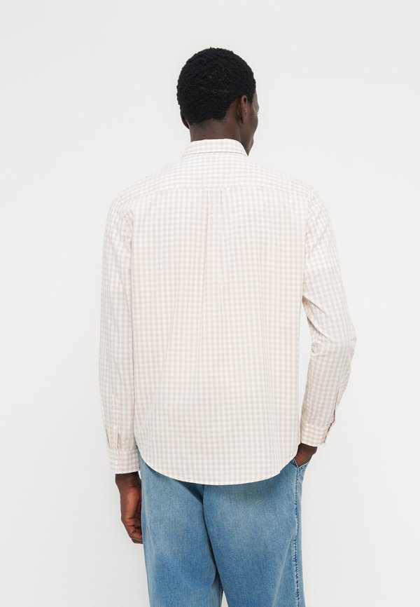 Pier One by Zalando
