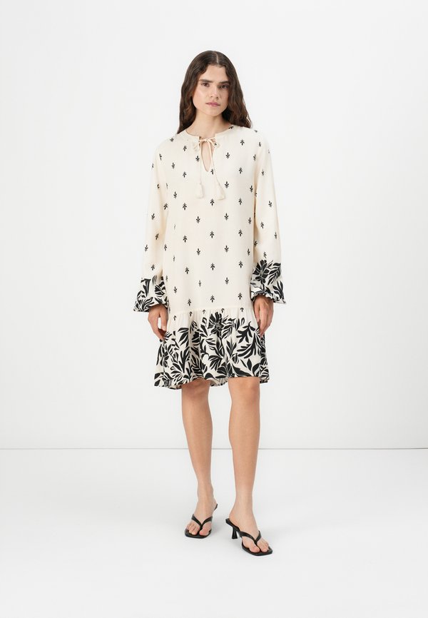 JDY JDYMAGGIE Short