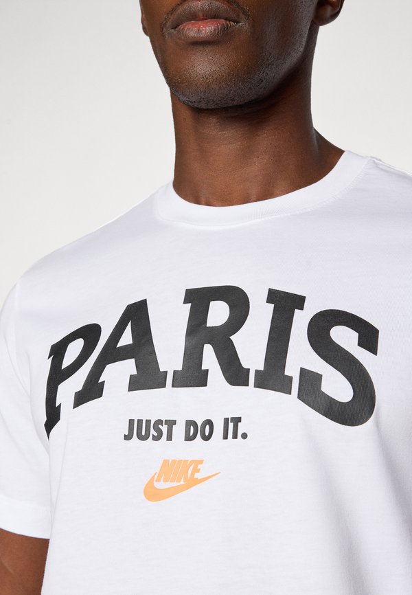 Nike Sportswear CITY