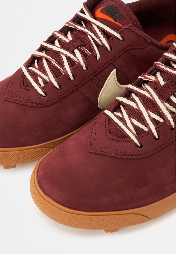 Nike Sportswear ASTROGRABBER