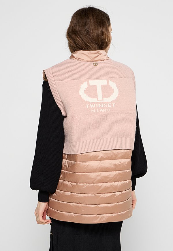 TWINSET