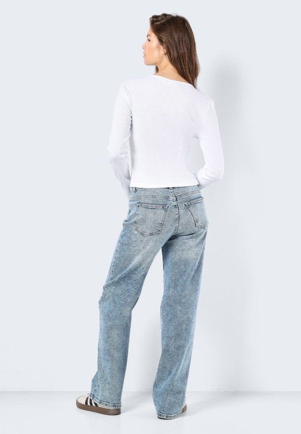 Noisy May NMMAYA VNECK KEYHOLE