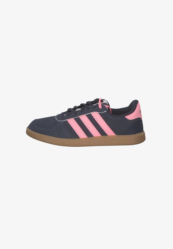 adidas Sportswear BREAKNET SLEEK  - Trainers - navy pink offwhite