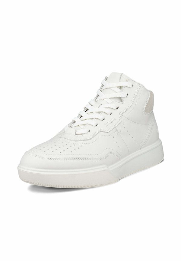 ECCO STREET COURT