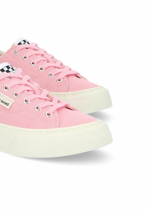 No Name RESET SNEAKER