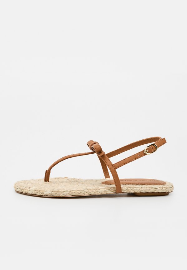Stuart Weitzman FELICITY