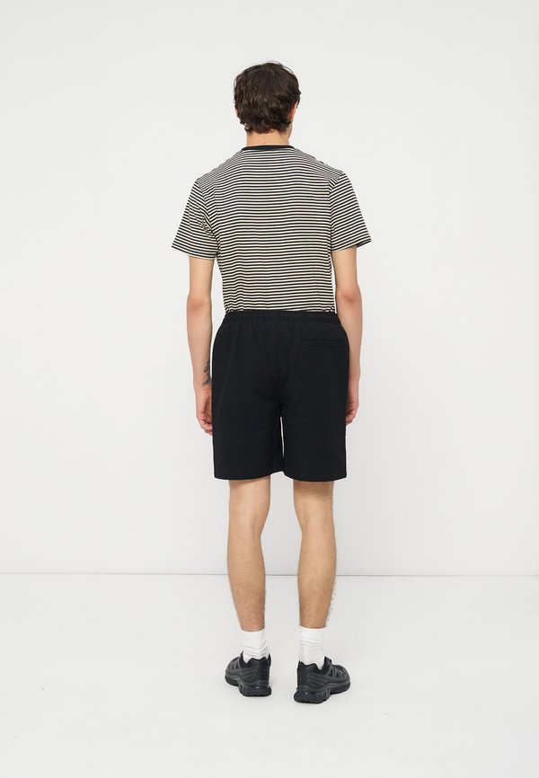 Ellesse CNYK