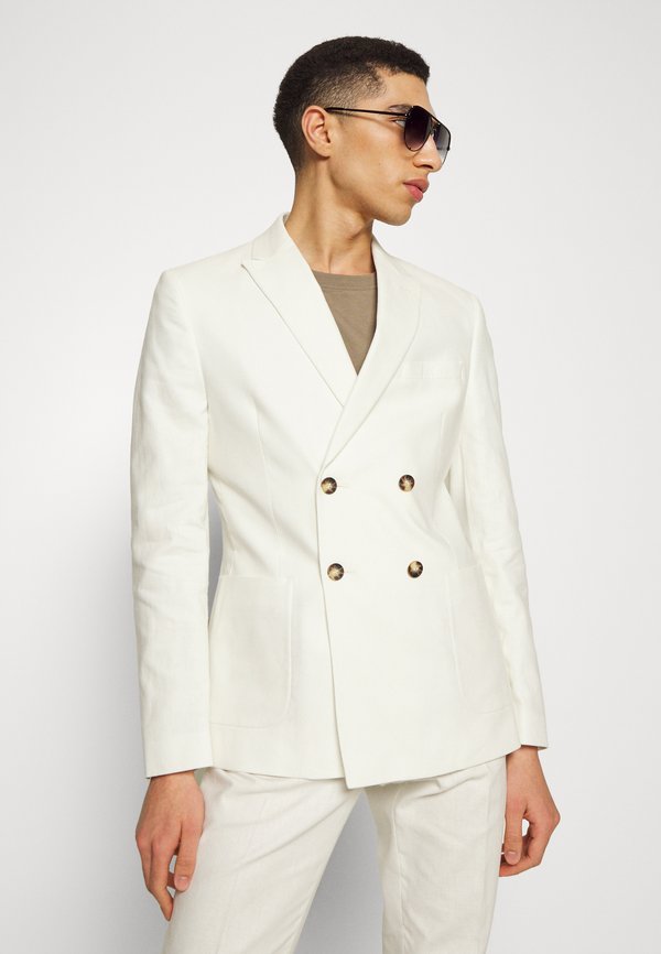 Isaac Dewhirst THE FASHION SUIT