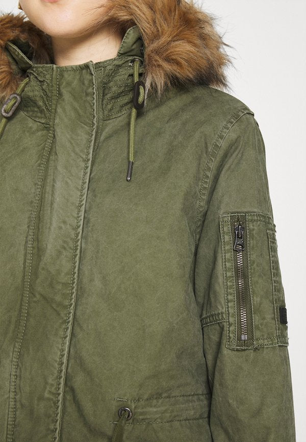 Superdry & Co FIELD
