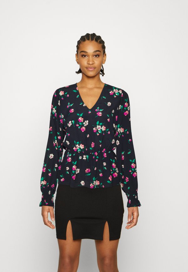 Pieces PCNIKITA V-NECK