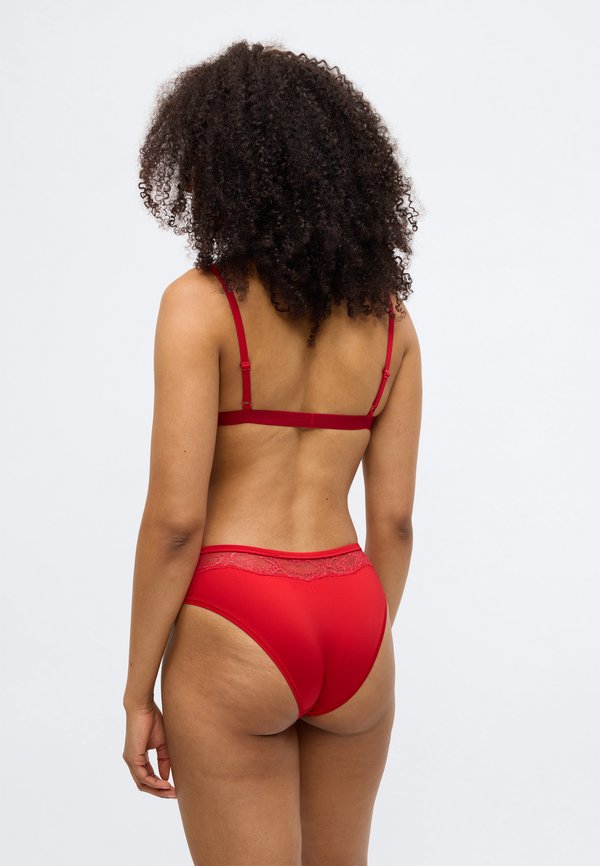 Tommy Hilfiger PANTY TABLE