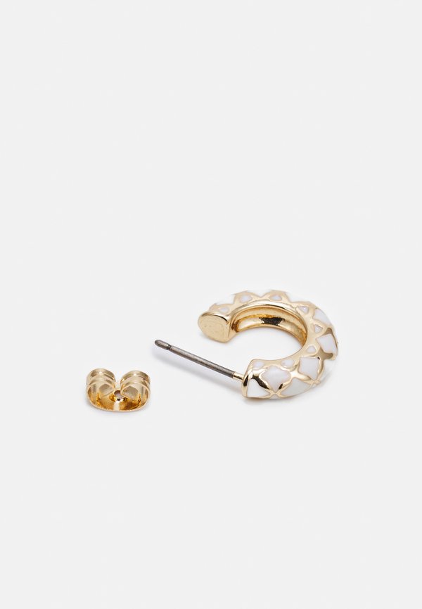 Pieces PCNOLIA EARRINGS 5 PACK