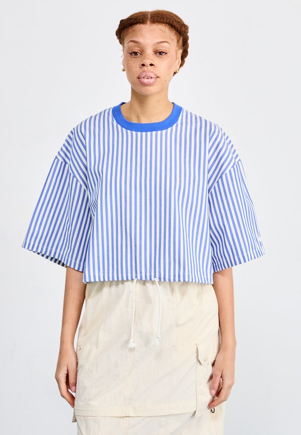 Nike Sportswear STRIPE BOXY - Blouse - game royal/sail