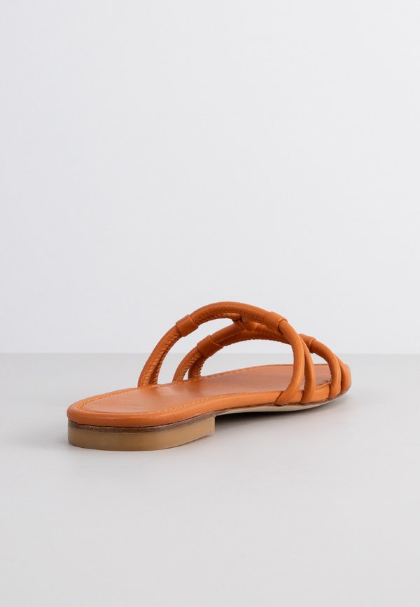 Stuart Weitzman