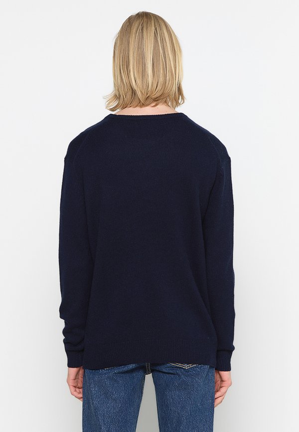 Authentic Cashmere VICTO