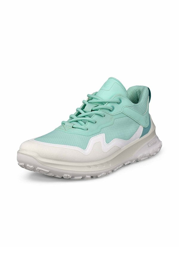 ECCO ULT-TRN