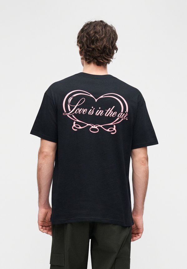 Nike Sportswear TEE LOVE IN AIR