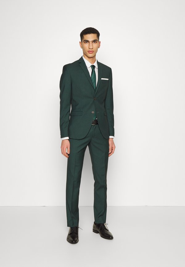 Isaac Dewhirst NOTCH SUIT