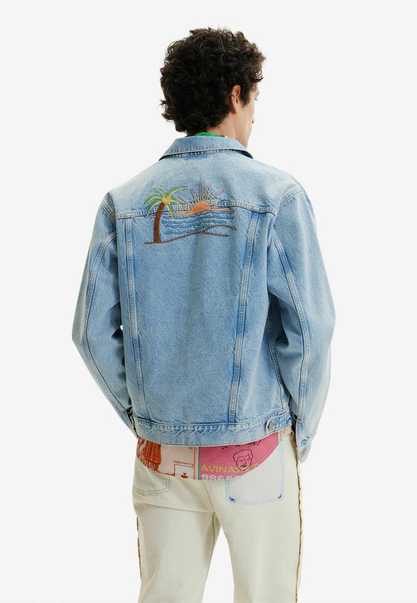 Desigual EMBROIDERED DENIM TRUCKER
