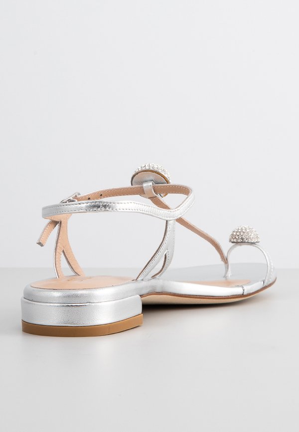 Stuart Weitzman