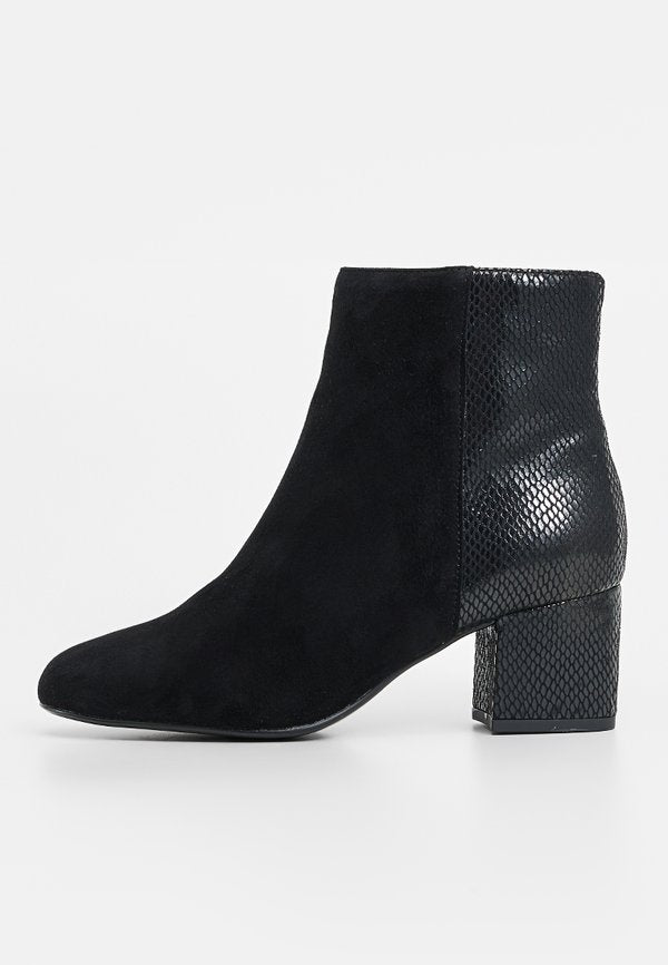Dune London