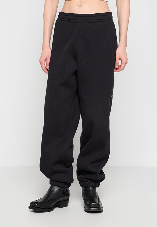 EA7 Emporio Armani