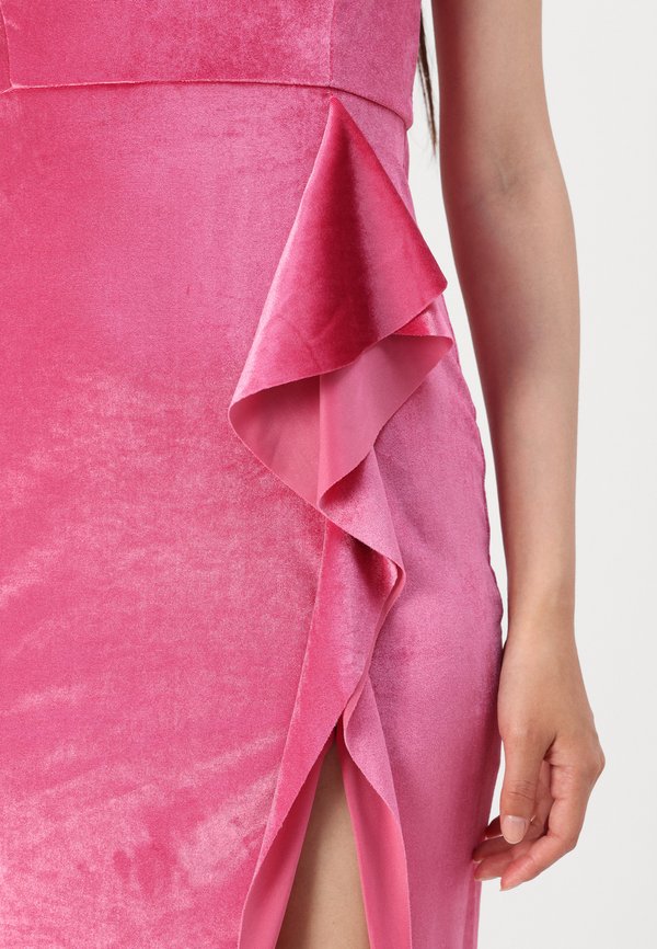 WAL G. HAILY RUFFLE MAXI