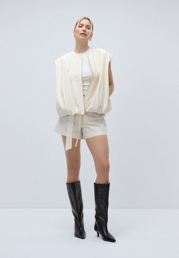 LeGer by Lena Gercke STUDIO MAREI SHORTS