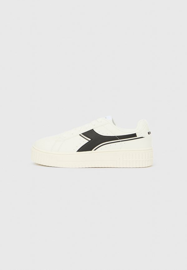 Diadora JACE