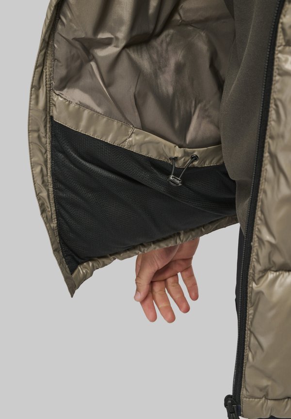 HALO BOXY THERMOLITE PUFFER