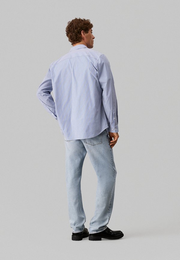 Calvin Klein Jeans STANDARD