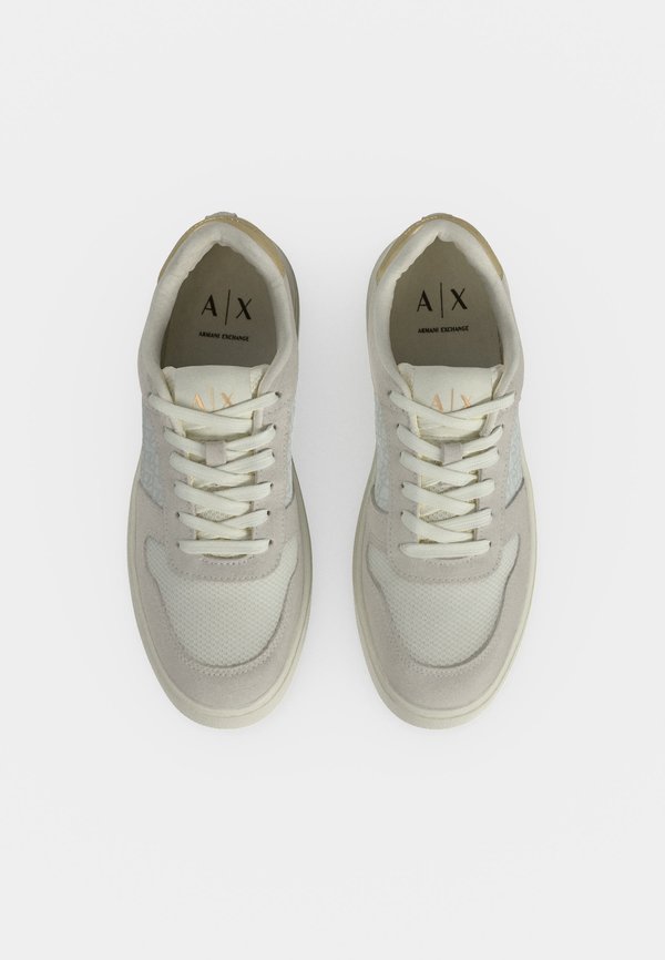 Armani Exchange LONDON