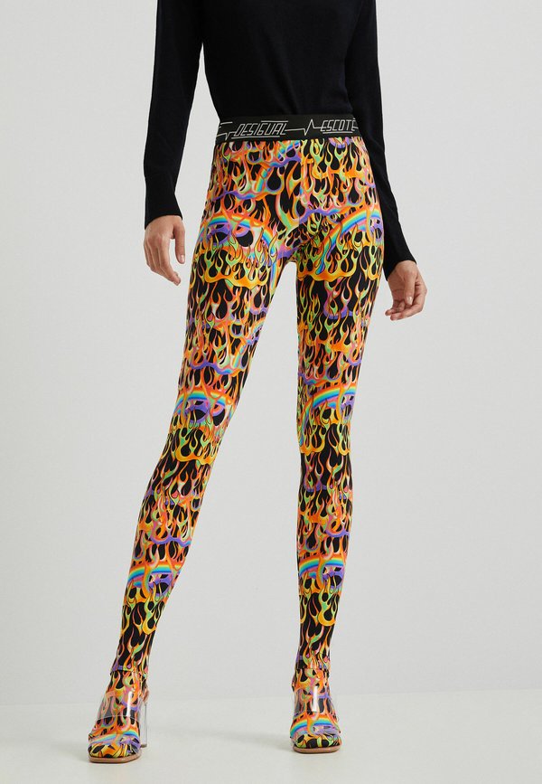 Desigual DESIGNED BY MARIA ESCOTÉ