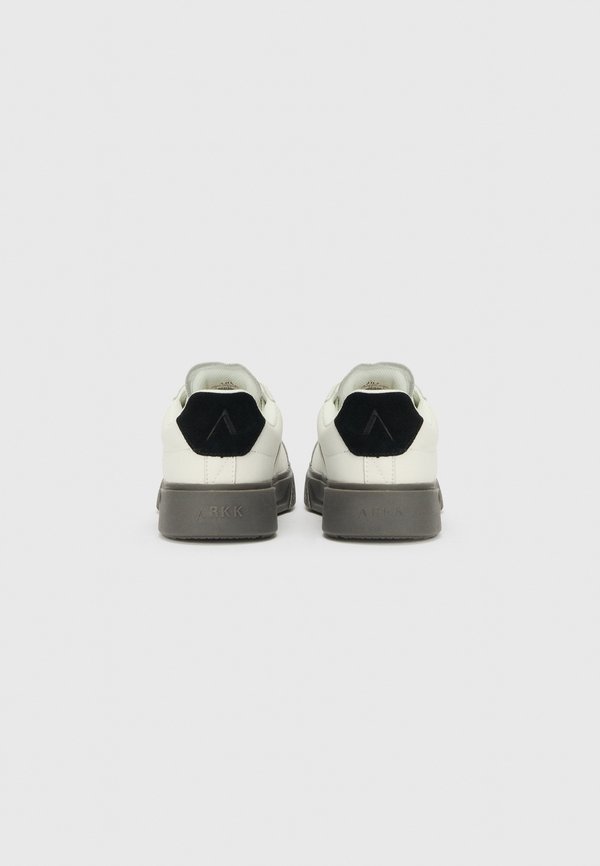 ARKK Copenhagen ESSENCE UNISEX