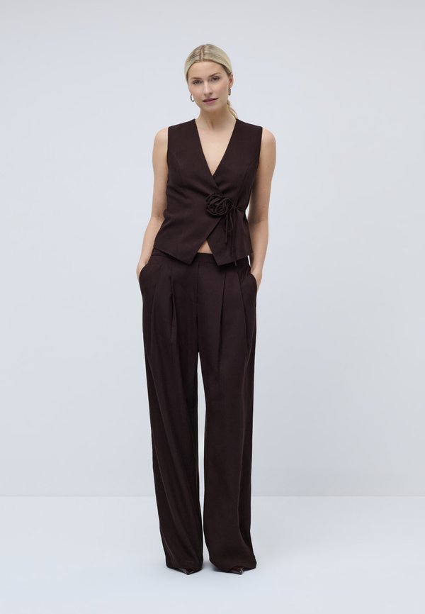 LeGer by Lena Gercke STUDIO JEMIE