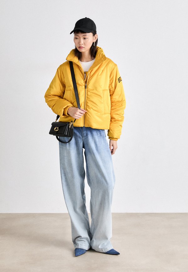 DKNY COATED PUFFER