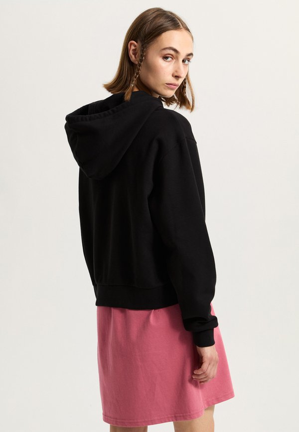 Vans RELAXED FIT