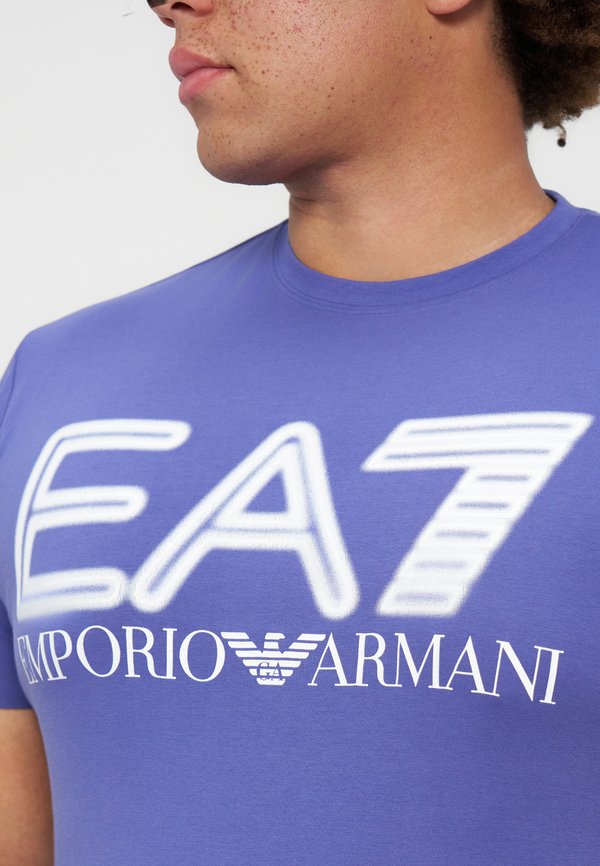 EA7 Emporio Armani
