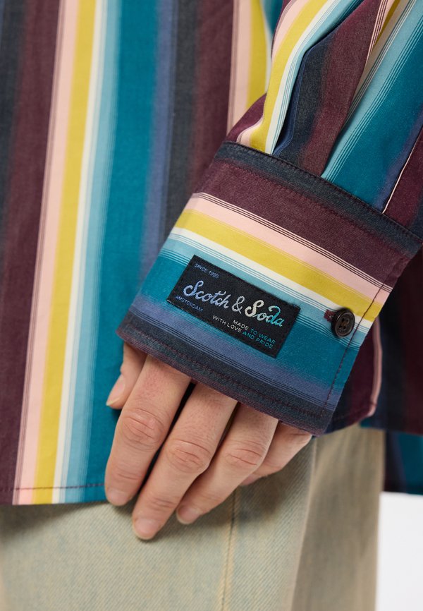 Scotch & Soda RELAXED FIT STRIPED SHIRT