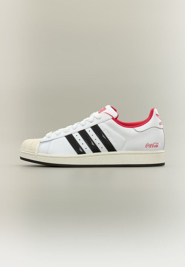 adidas Originals SUPERSTAR II COCA COLA UNISEX - Trainers - footwear white/core black/off white