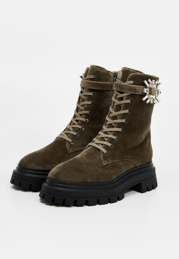 Stuart Weitzman NOVA