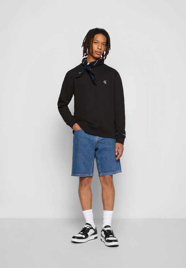 Calvin Klein Jeans ESSENTIAL