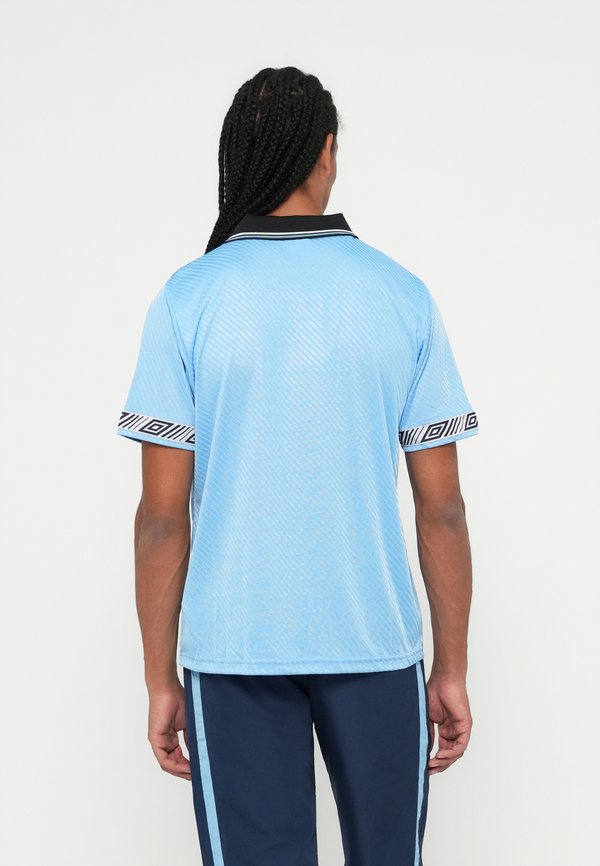 Umbro TAPED FOOTBALL UNISEX