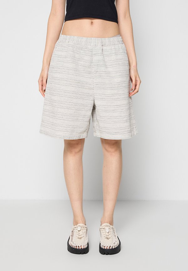 Carhartt WIP RELAXED FIT