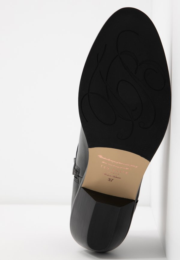 Ted Baker HOMADA