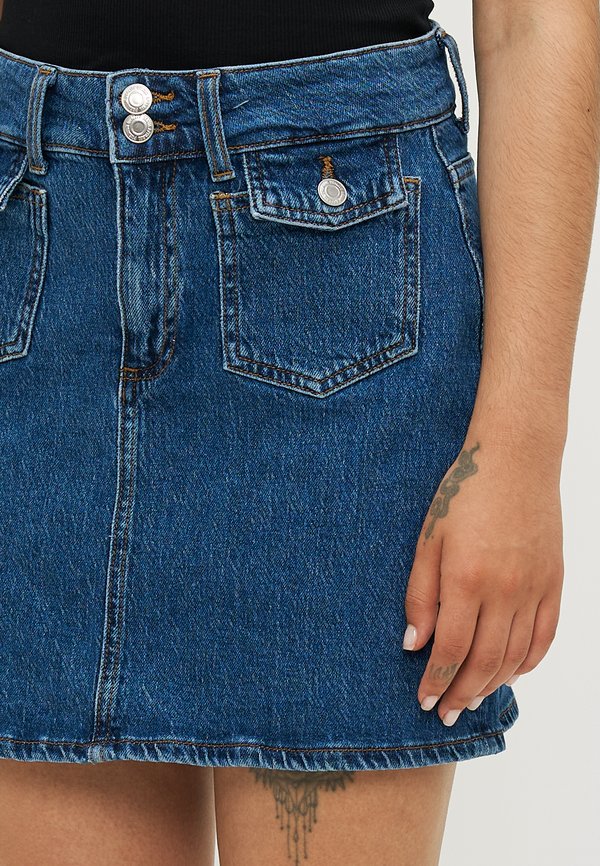 Vero Moda Petite VMTESSA POCKET SHORT SKIRT