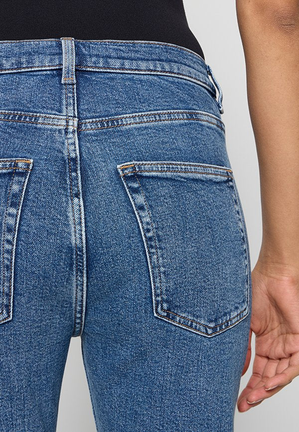 & OTHER STORIES FAVOURITE CUT